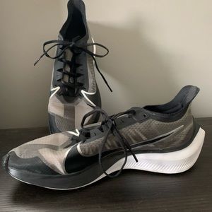 Nike Zoom Gravity